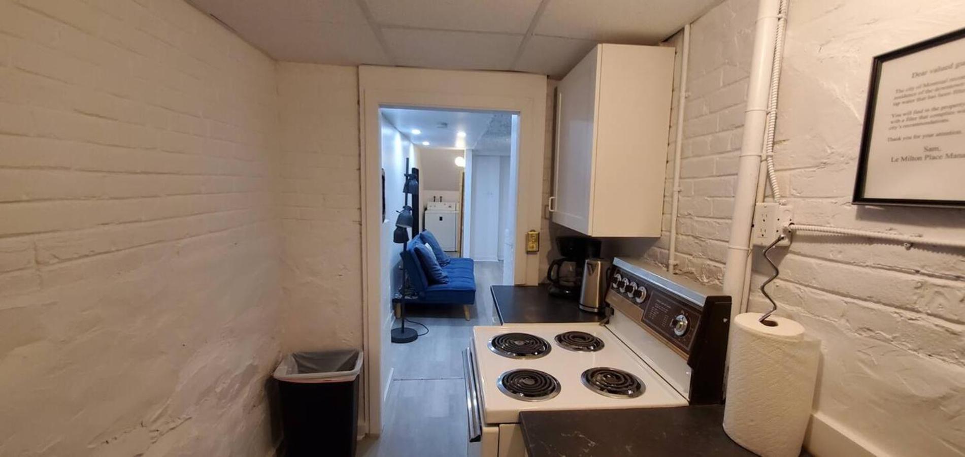 Heart Of Mtr For Memerable Experiance 2 Backyard 7Minmetro Fully Renovated & Equipped Монреаль Экстерьер фото