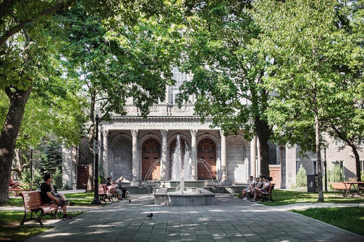 Heart Of Mtr For Memerable Experiance 2 Backyard 7Minmetro Fully Renovated & Equipped Монреаль Экстерьер фото